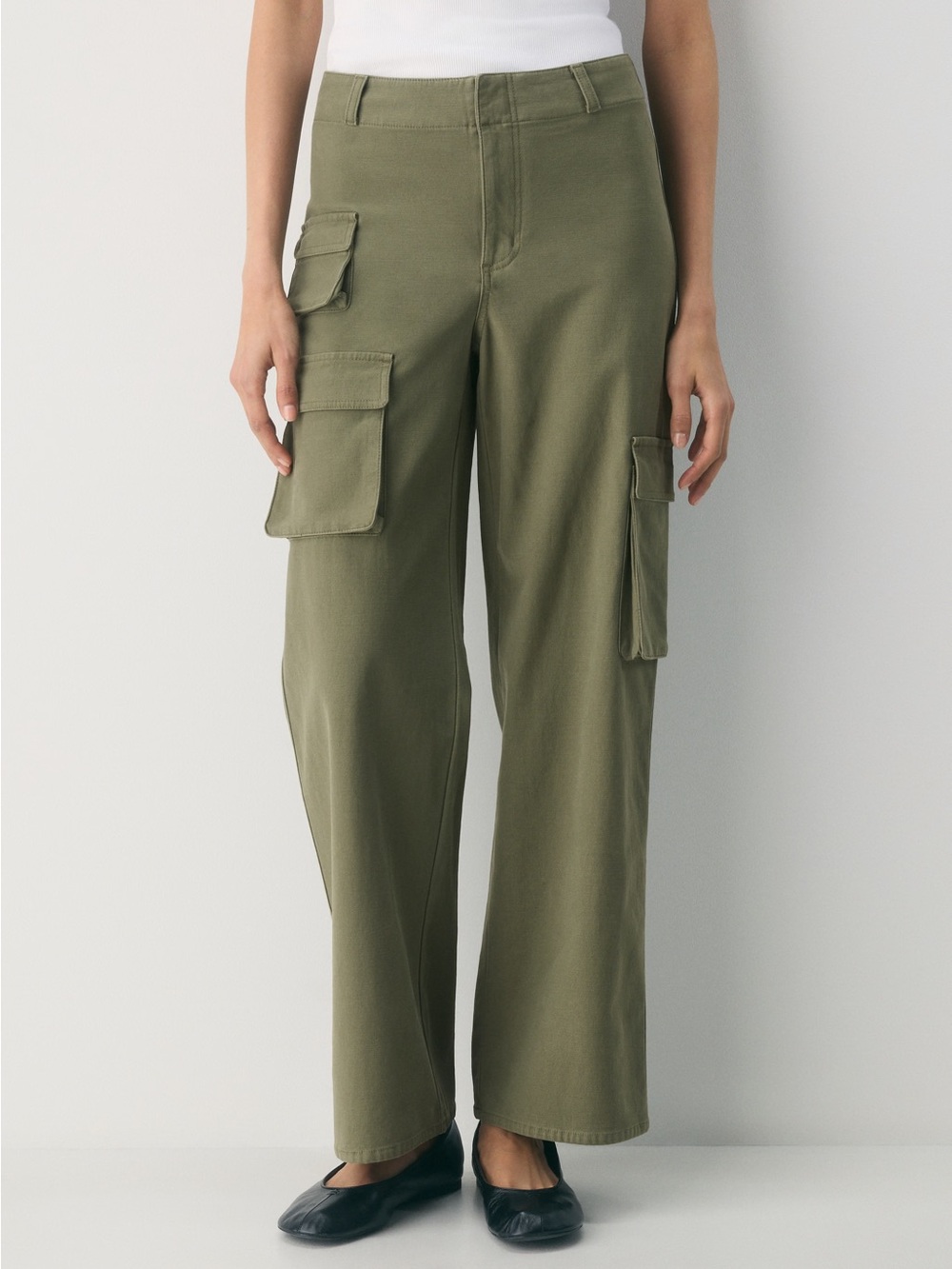 Aritzia Olive Utility Straight Leg Cargo Pants